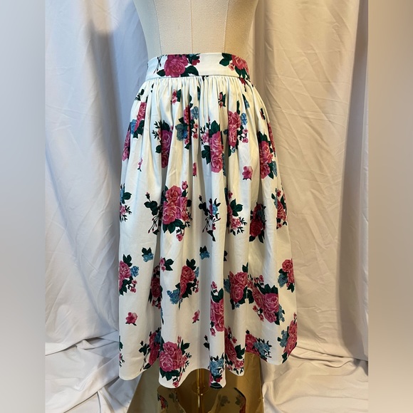 Collectif Jasmine Floral Swing skirt | XS NWT (UK 8) - Picture 3 of 7